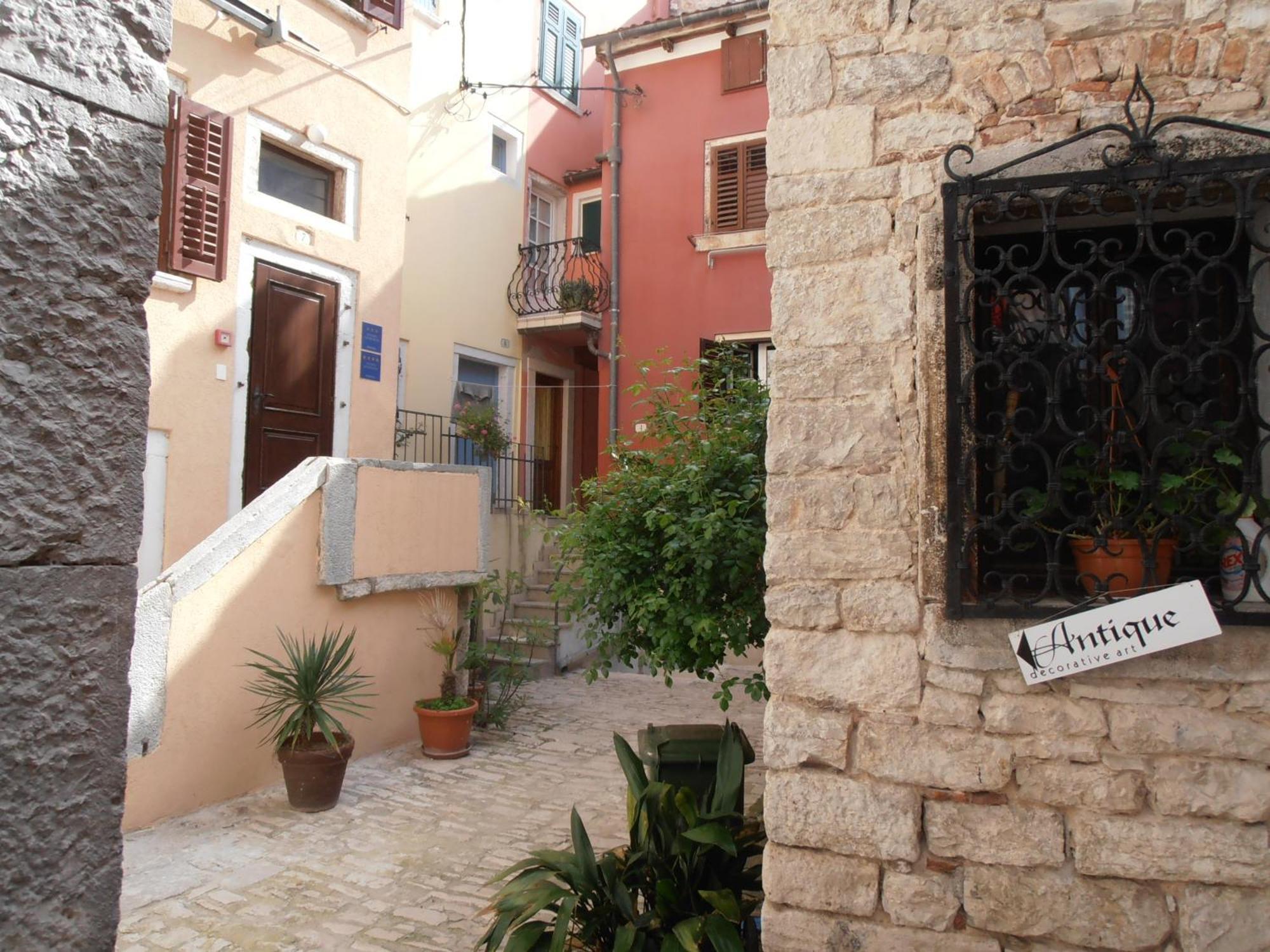 Rooms Da Angelica Old City 로비니 외부 사진