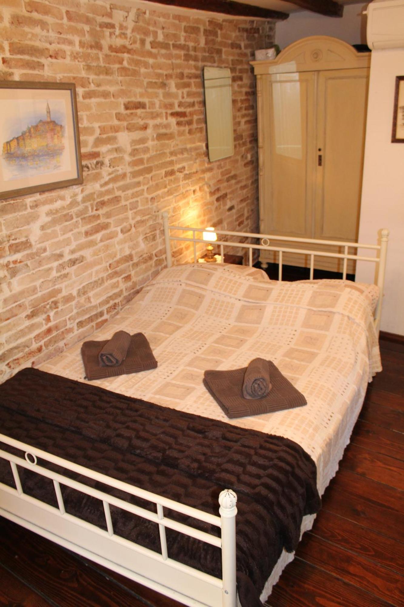 Rooms Da Angelica Old City 로비니 외부 사진