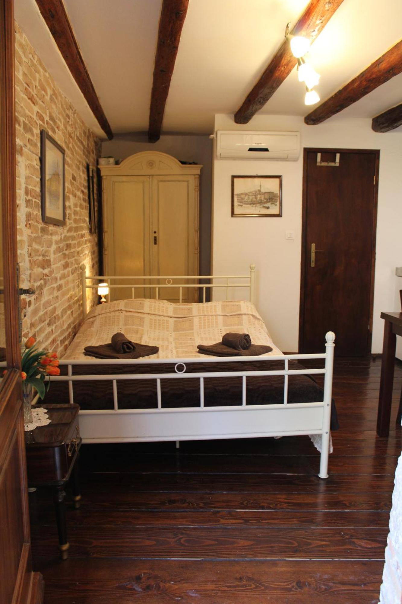 Rooms Da Angelica Old City 로비니 외부 사진
